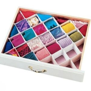 Drawer organizer divider white EUC lingerie socks 31 section declutter liner